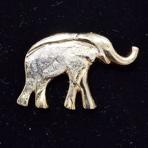 Liz Claiborne Shimmering Gold Elephant Pin